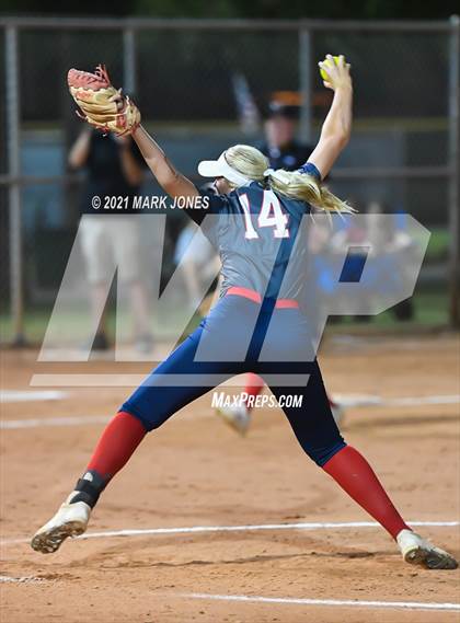 Thumbnail 1 in Benson vs. Round Valley (AIA 2A Semifinal) photogallery.