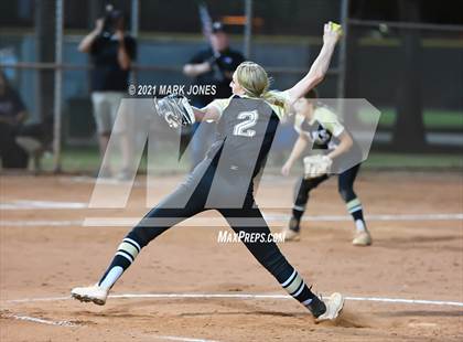 Thumbnail 1 in Benson vs. Round Valley (AIA 2A Semifinal) photogallery.