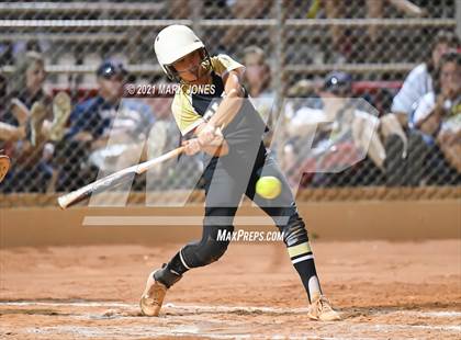 Thumbnail 3 in Benson vs. Round Valley (AIA 2A Semifinal) photogallery.