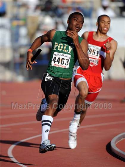 Thumbnail 2 in 82nd Clyde Littlefield Texas Relays photogallery.