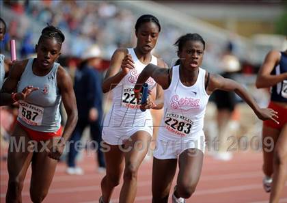 Thumbnail 2 in 82nd Clyde Littlefield Texas Relays photogallery.