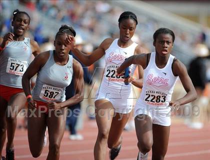 Thumbnail 3 in 82nd Clyde Littlefield Texas Relays photogallery.