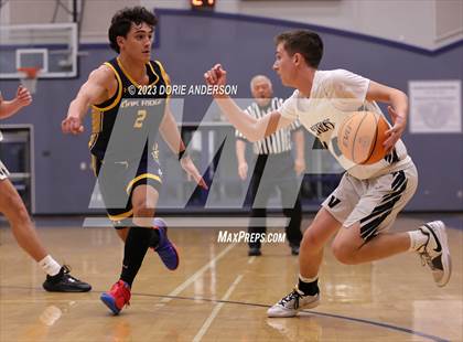 Thumbnail 1 in Oak Ridge @ Vista del Lago photogallery.