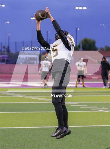 Thumbnail 3 in Round Valley @ Valley Christian (AIA 3A Semifinal) photogallery.