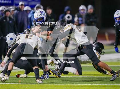 Thumbnail 1 in Round Valley @ Valley Christian (AIA 3A Semifinal) photogallery.