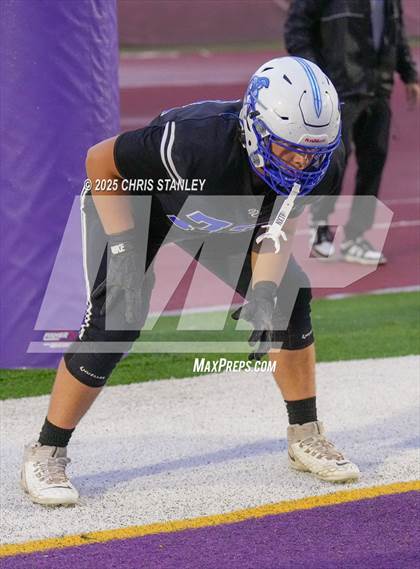 Thumbnail 1 in Round Valley @ Valley Christian (AIA 3A Semifinal) photogallery.