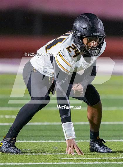 Thumbnail 2 in Round Valley @ Valley Christian (AIA 3A Semifinal) photogallery.