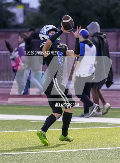 Thumbnail 3 in Round Valley @ Valley Christian (AIA 3A Semifinal) photogallery.