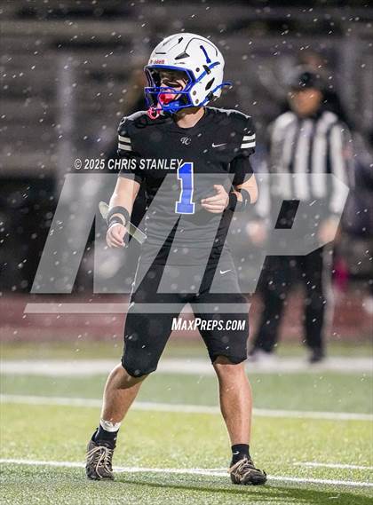 Thumbnail 1 in Round Valley @ Valley Christian (AIA 3A Semifinal) photogallery.