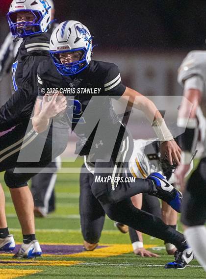 Thumbnail 3 in Round Valley @ Valley Christian (AIA 3A Semifinal) photogallery.