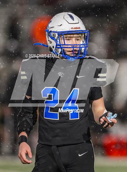 Thumbnail 1 in Round Valley @ Valley Christian (AIA 3A Semifinal) photogallery.