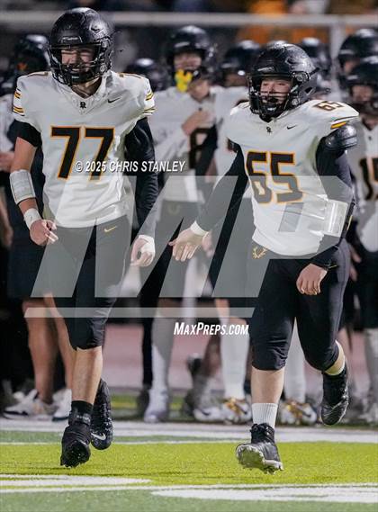 Thumbnail 1 in Round Valley @ Valley Christian (AIA 3A Semifinal) photogallery.