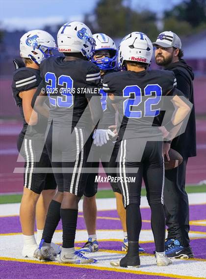 Thumbnail 1 in Round Valley @ Valley Christian (AIA 3A Semifinal) photogallery.