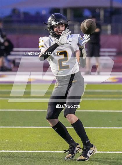 Thumbnail 2 in Round Valley @ Valley Christian (AIA 3A Semifinal) photogallery.