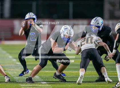 Thumbnail 2 in Round Valley @ Valley Christian (AIA 3A Semifinal) photogallery.