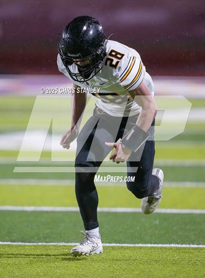 Thumbnail 1 in Round Valley @ Valley Christian (AIA 3A Semifinal) photogallery.