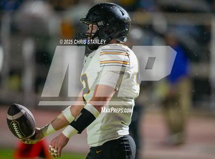 Thumbnail 3 in Round Valley @ Valley Christian (AIA 3A Semifinal) photogallery.