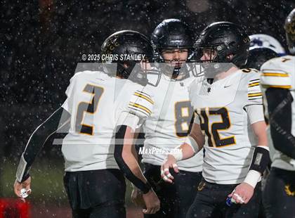 Thumbnail 3 in Round Valley @ Valley Christian (AIA 3A Semifinal) photogallery.