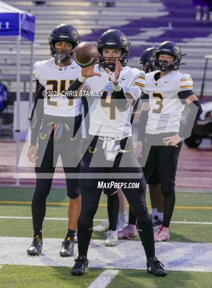 Thumbnail 3 in Round Valley @ Valley Christian (AIA 3A Semifinal) photogallery.