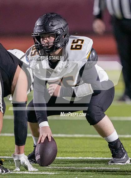 Thumbnail 2 in Round Valley @ Valley Christian (AIA 3A Semifinal) photogallery.