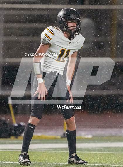 Thumbnail 1 in Round Valley @ Valley Christian (AIA 3A Semifinal) photogallery.