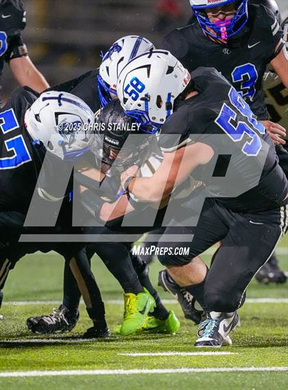 Thumbnail 2 in Round Valley @ Valley Christian (AIA 3A Semifinal) photogallery.