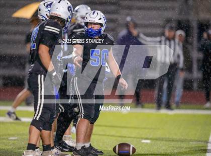 Thumbnail 3 in Round Valley @ Valley Christian (AIA 3A Semifinal) photogallery.