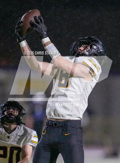 Thumbnail 3 in Round Valley @ Valley Christian (AIA 3A Semifinal) photogallery.