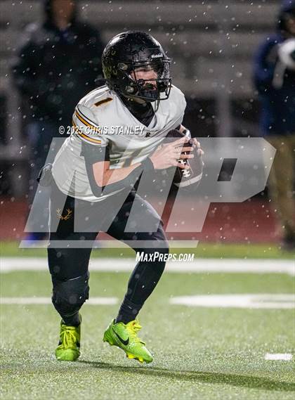 Thumbnail 2 in Round Valley @ Valley Christian (AIA 3A Semifinal) photogallery.