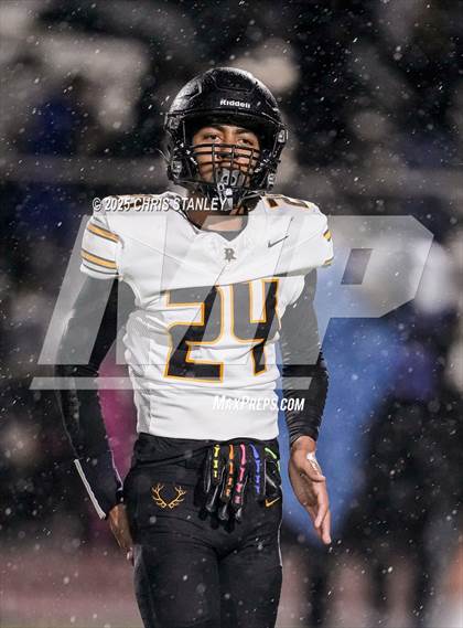 Thumbnail 1 in Round Valley @ Valley Christian (AIA 3A Semifinal) photogallery.