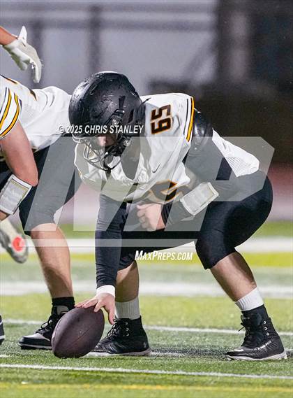 Thumbnail 2 in Round Valley @ Valley Christian (AIA 3A Semifinal) photogallery.