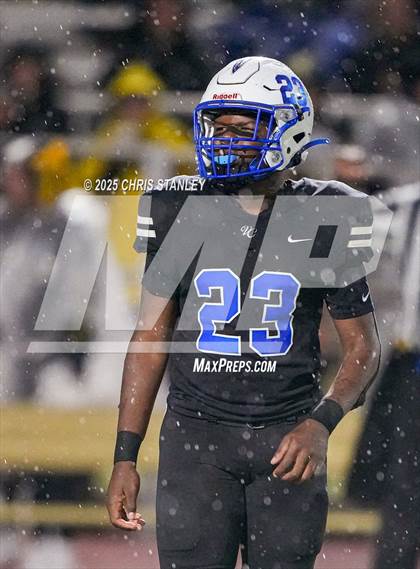 Thumbnail 3 in Round Valley @ Valley Christian (AIA 3A Semifinal) photogallery.