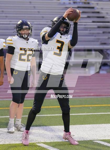 Thumbnail 2 in Round Valley @ Valley Christian (AIA 3A Semifinal) photogallery.