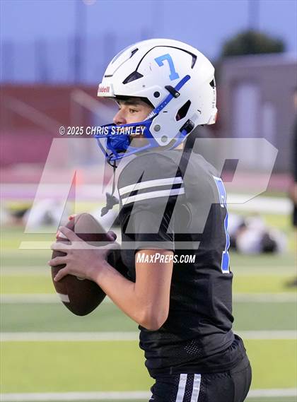 Thumbnail 3 in Round Valley @ Valley Christian (AIA 3A Semifinal) photogallery.