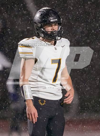 Thumbnail 3 in Round Valley @ Valley Christian (AIA 3A Semifinal) photogallery.