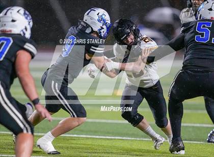 Thumbnail 2 in Round Valley @ Valley Christian (AIA 3A Semifinal) photogallery.