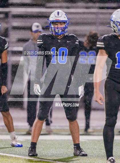 Thumbnail 2 in Round Valley @ Valley Christian (AIA 3A Semifinal) photogallery.