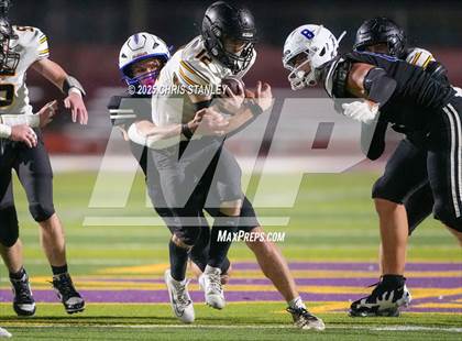 Thumbnail 2 in Round Valley @ Valley Christian (AIA 3A Semifinal) photogallery.