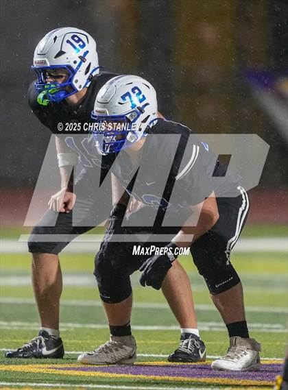 Thumbnail 1 in Round Valley @ Valley Christian (AIA 3A Semifinal) photogallery.