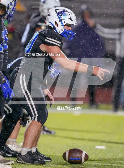 Thumbnail 1 in Round Valley @ Valley Christian (AIA 3A Semifinal) photogallery.