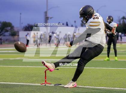 Thumbnail 2 in Round Valley @ Valley Christian (AIA 3A Semifinal) photogallery.