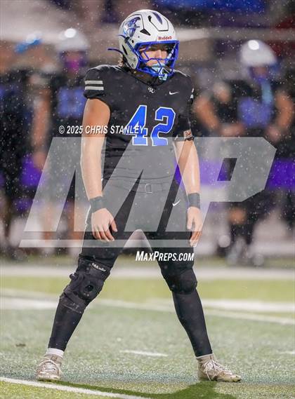 Thumbnail 3 in Round Valley @ Valley Christian (AIA 3A Semifinal) photogallery.