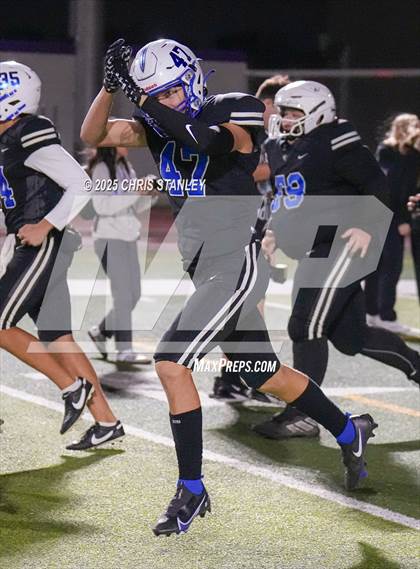 Thumbnail 1 in Round Valley @ Valley Christian (AIA 3A Semifinal) photogallery.