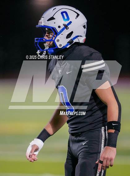 Thumbnail 2 in Round Valley @ Valley Christian (AIA 3A Semifinal) photogallery.