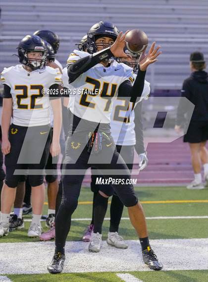 Thumbnail 1 in Round Valley @ Valley Christian (AIA 3A Semifinal) photogallery.