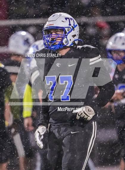 Thumbnail 2 in Round Valley @ Valley Christian (AIA 3A Semifinal) photogallery.