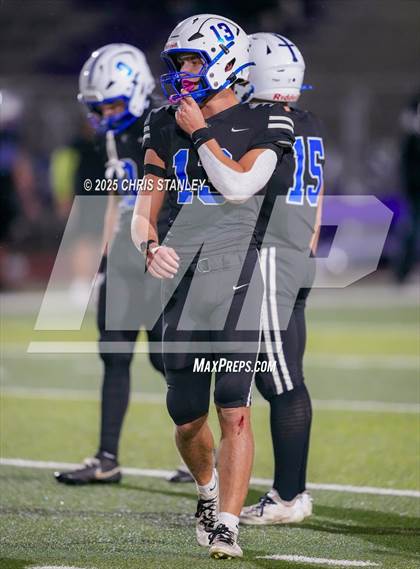 Thumbnail 3 in Round Valley @ Valley Christian (AIA 3A Semifinal) photogallery.