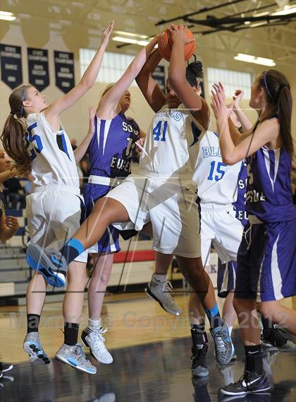 Thumbnail 3 in St. Mary's Academy vs. South Eugene (Nike Interstate Shootout) photogallery.