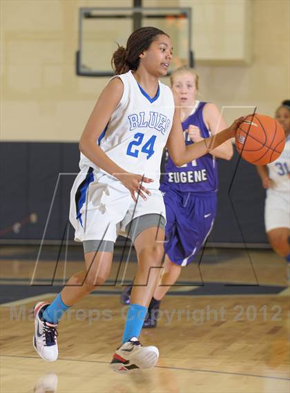 Thumbnail 1 in St. Mary's Academy vs. South Eugene (Nike Interstate Shootout) photogallery.