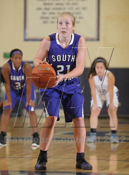 Thumbnail 3 in St. Mary's Academy vs. South Eugene (Nike Interstate Shootout) photogallery.